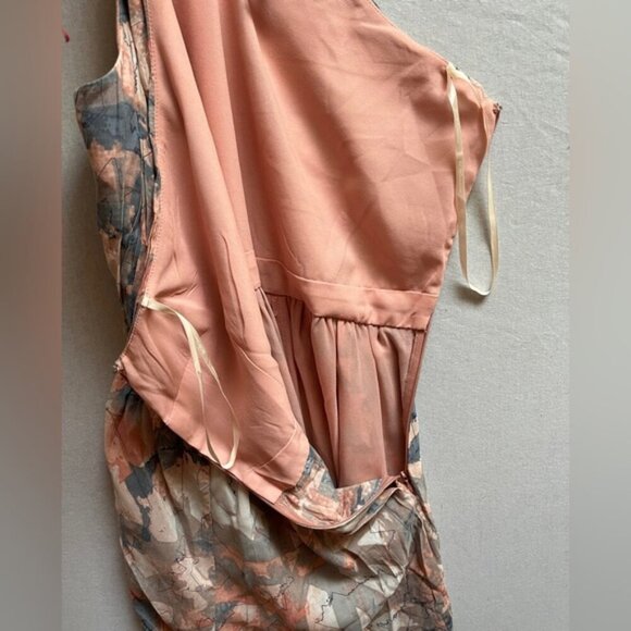 BCBGeneration one shoulder floral pastel romper size 4 - Picture 5 of 11